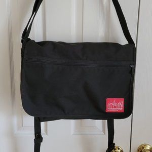 Manhatten Portage Europa Deluxe Messenger Bag